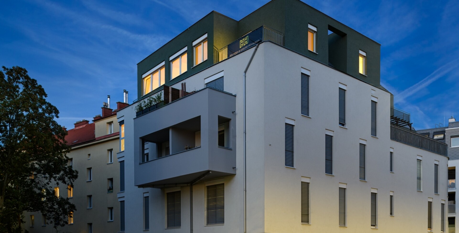 Aribogasse außen Nacht 2